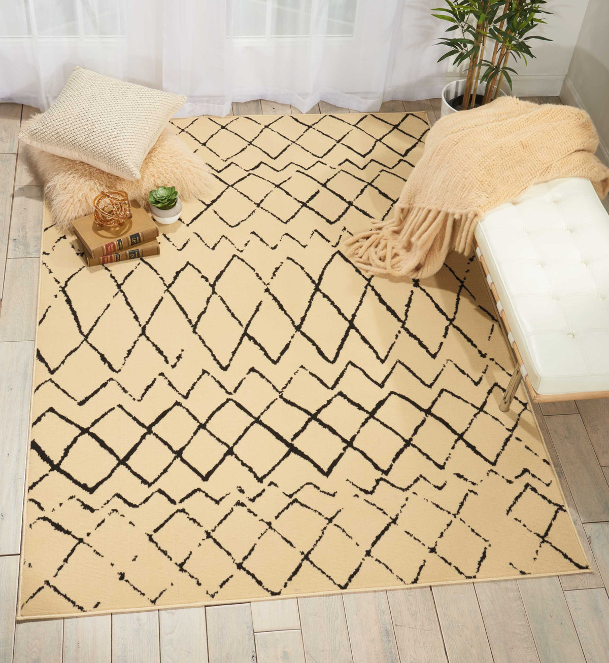 Grafix GRF04 Cream Black Rug - room scene