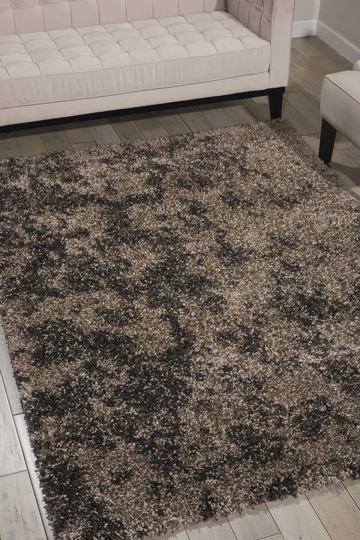Amore AMOR4 Granite Rug - room scene