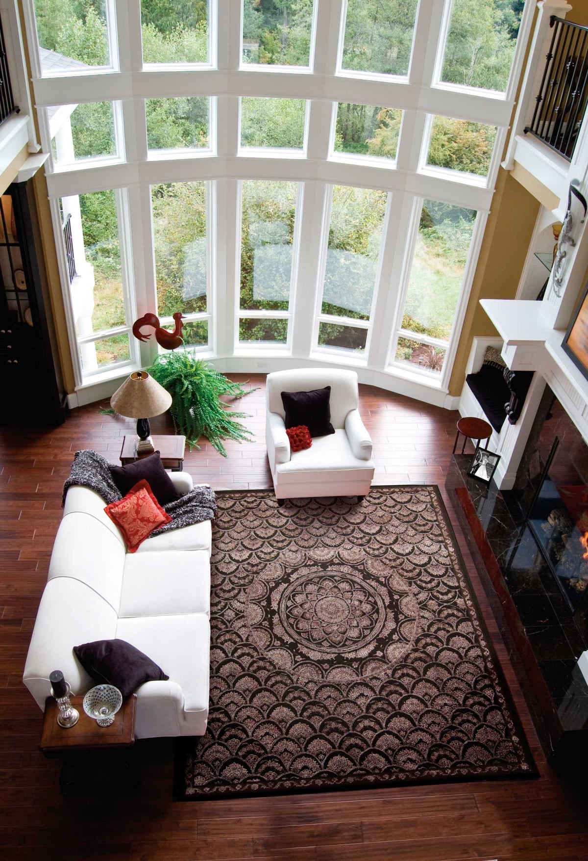 Regal REG08 Espresso Rug - room scene