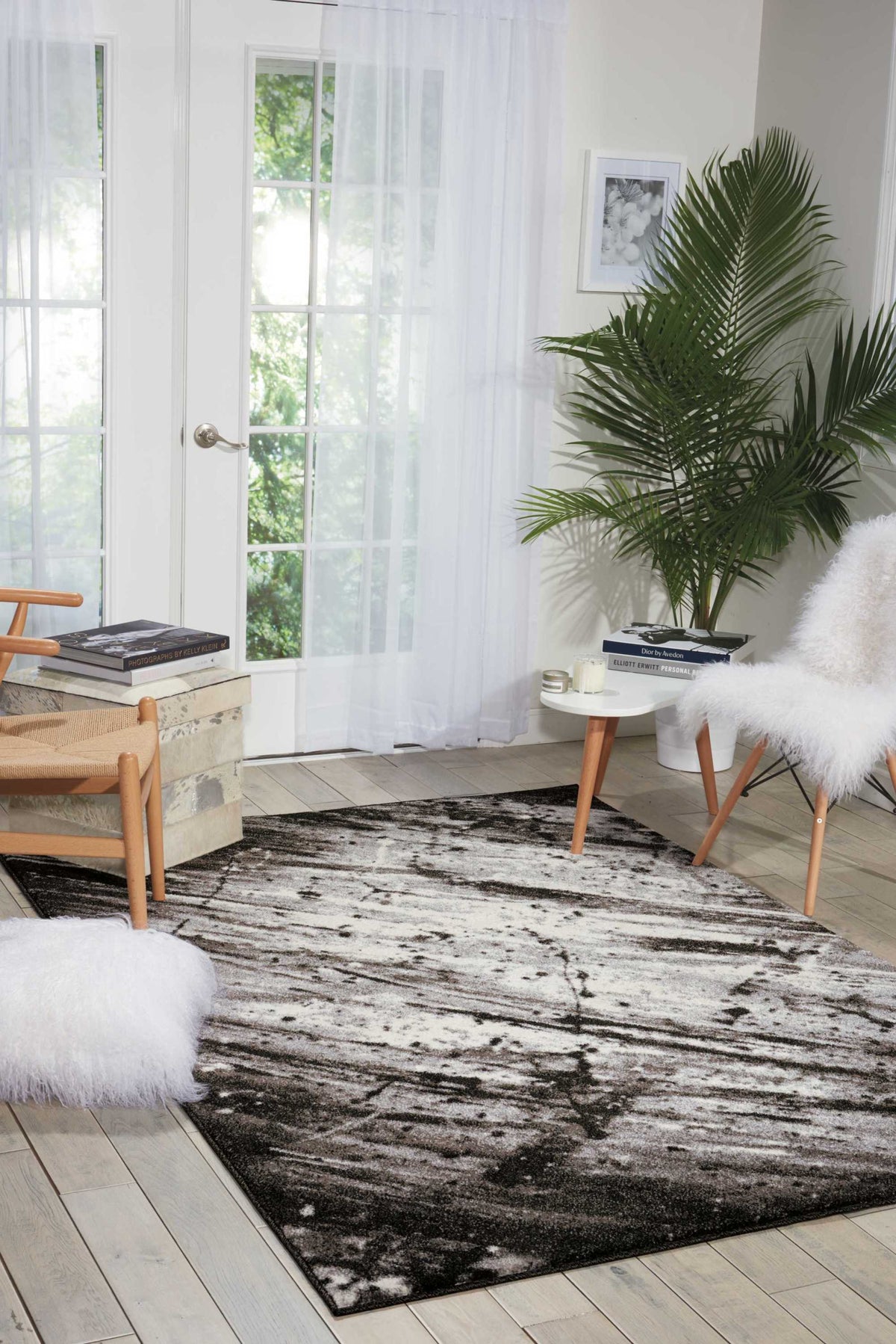 Illusion-KI KI241 Ivory Grey Rug - room scene