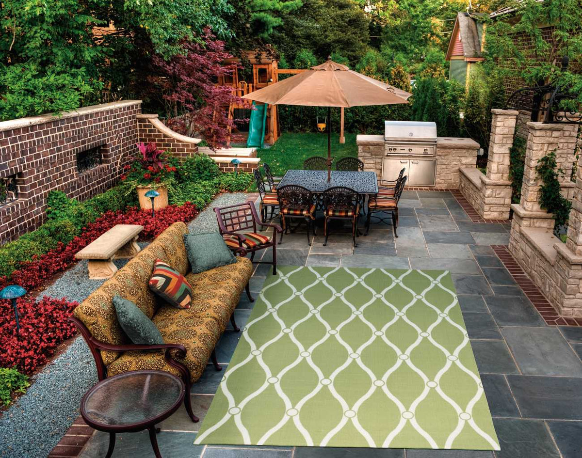 Home & Garden RS089 Green Rug - room scene